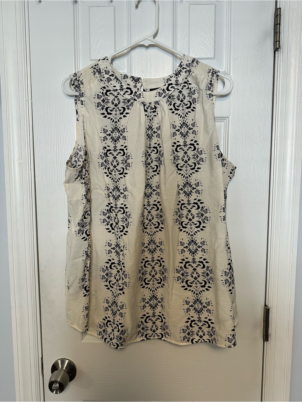 Lane Bryant Tank Top 18